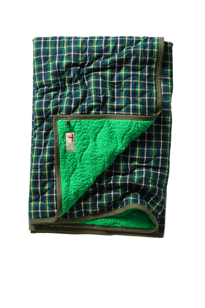 navy green tartan